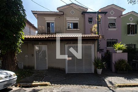 Casa à venda com 300m², 4 quartos e 8 vagas Casa à venda com 300m², 4 quartos e 8 vagasfachada