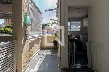 Casa à venda com 300m², 4 quartos e 8 vagas Casa à venda com 300m², 4 quartos e 8 vagasárea de serviço