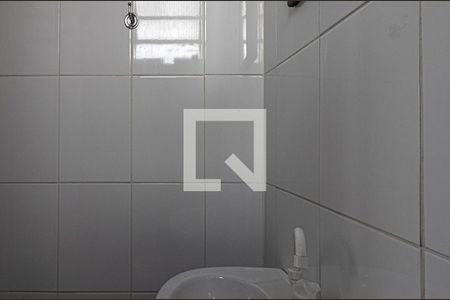 Casa à venda com 300m², 4 quartos e 8 vagas Casa à venda com 300m², 4 quartos e 8 vagasbanheiro1 do salão de festas