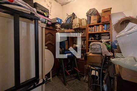 Casa à venda com 300m², 4 quartos e 8 vagas Casa à venda com 300m², 4 quartos e 8 vagasquarto na garagem