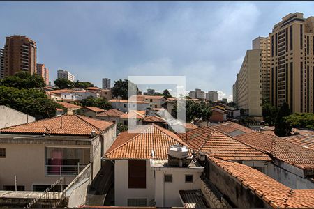 Casa à venda com 300m², 4 quartos e 8 vagas Casa à venda com 300m², 4 quartos e 8 vagasvistas da varanda