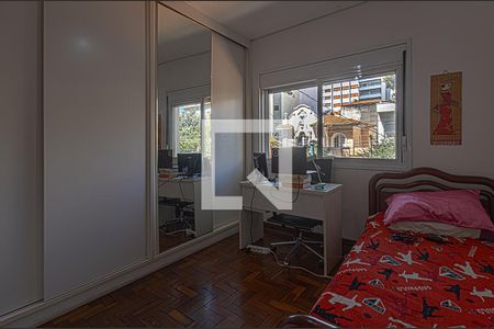 Casa à venda com 300m², 4 quartos e 8 vagas Casa à venda com 300m², 4 quartos e 8 vagasquarto2