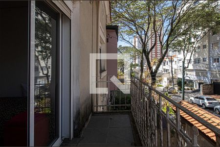 Casa à venda com 300m², 4 quartos e 8 vagas Casa à venda com 300m², 4 quartos e 8 vagassacada do quarto1