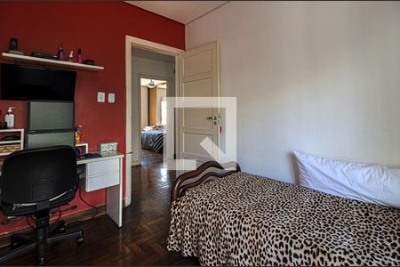 Casa à venda com 300m², 4 quartos e 8 vagas Casa à venda com 300m², 4 quartos e 8 vagasquarto1