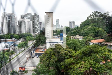 Vista da Sala de apartamento para alugar com 2 quartos, 64m² em Jardim Everest, São Paulo