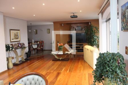 Sala de apartamento para alugar com 3 quartos, 220m² em Bela Aliança, São Paulo