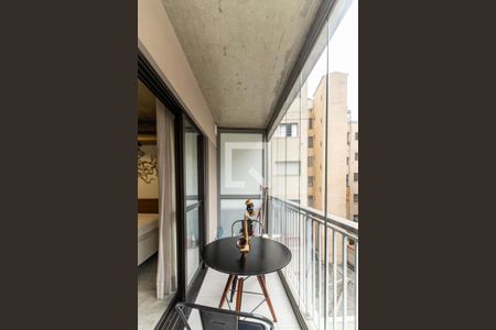 Studio para alugar com 30m², 1 quarto e sem vagaVaranda