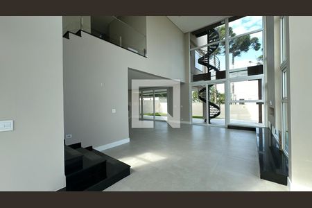 Sala de casa para alugar com 3 quartos, 358m² em São Braz, Curitiba