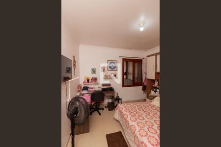 Casa à venda com 347m², 4 quartos e 4 vagas Casa à venda com 347m², 4 quartos e 4 vagasQuarto 3