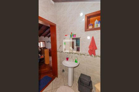 Casa à venda com 347m², 4 quartos e 4 vagas Casa à venda com 347m², 4 quartos e 4 vagasBanheiro da Suíte 2