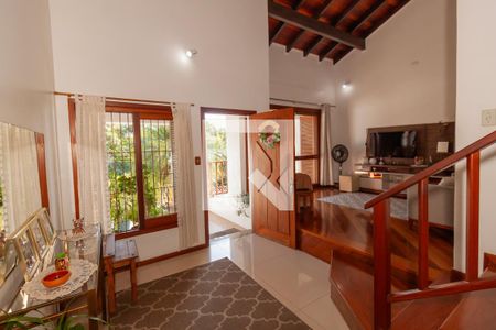 Casa à venda com 347m², 4 quartos e 4 vagas Casa à venda com 347m², 4 quartos e 4 vagasHall de entrada