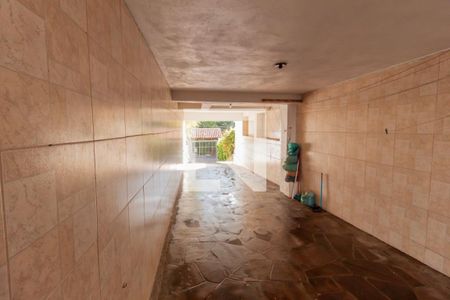 Casa à venda com 347m², 4 quartos e 4 vagas Casa à venda com 347m², 4 quartos e 4 vagasGaragem