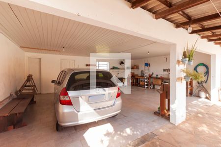 Casa à venda com 347m², 4 quartos e 4 vagas Casa à venda com 347m², 4 quartos e 4 vagasGaragem