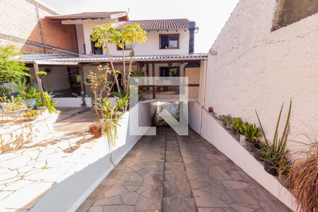 Casa à venda com 347m², 4 quartos e 4 vagas Casa à venda com 347m², 4 quartos e 4 vagasÁrea externa