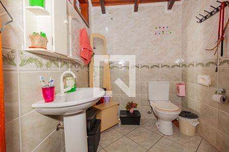 Casa à venda com 347m², 4 quartos e 4 vagas Casa à venda com 347m², 4 quartos e 4 vagasBanheiro da Suíte 2