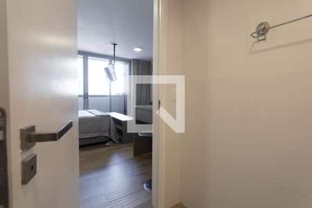 Studio para alugar com 36m², 1 quarto e sem vaga Studio para alugar com 36m², 1 quarto e sem vagaBanheiro
