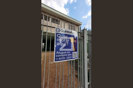 Casa à venda com 300m², 3 quartos e 3 vagas Casa à venda com 300m², 3 quartos e 3 vagasPlaquinha