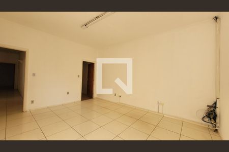 Suite de casa à venda com 3 quartos, 300m² em Centro, Campinas