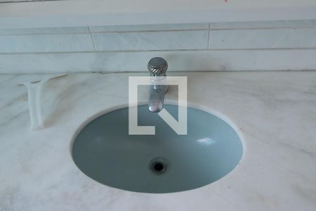 Apartamento para alugar com 95m², 2 quartos e 1 vaga Apartamento para alugar com 95m², 2 quartos e 1 vagaBanheiro