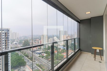 Varanda de kitnet/studio para alugar com 1 quarto, 37m² em Campo Belo, São Paulo