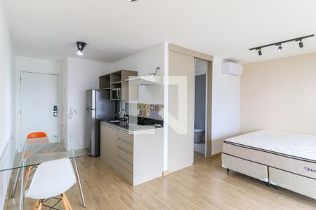 Sala/Quarto de kitnet/studio para alugar com 1 quarto, 37m² em Campo Belo, São Paulo