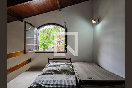 Sala 2 de casa para alugar com 3 quartos, 177m² em Loteamento Joao Batista Juliao, Guarujá