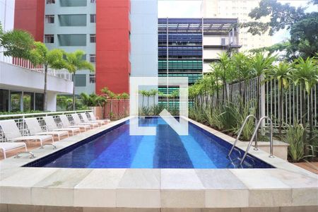 Apartamento para alugar com 100m², 2 quartos e 2 vagasÁrea comum - Piscina