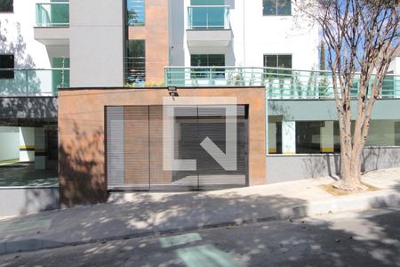 Apartamento à venda com 130m², 2 quartos e 2 vagasFachada
