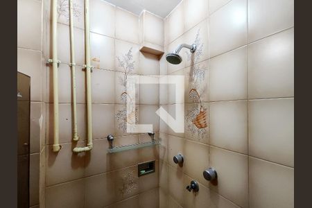 Apartamento para alugar com 75m², 2 quartos e 1 vaga Apartamento para alugar com 75m², 2 quartos e 1 vagaBanheiro Corredor