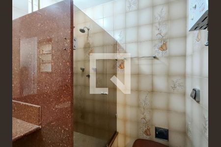 Apartamento para alugar com 75m², 2 quartos e 1 vaga Apartamento para alugar com 75m², 2 quartos e 1 vagaBanheiro Corredor
