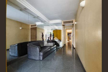 Fachada e portaria de apartamento para alugar com 2 quartos, 75m² em Vila Isabel, Rio de Janeiro