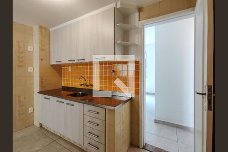 Apartamento para alugar com 75m², 2 quartos e 1 vaga Apartamento para alugar com 75m², 2 quartos e 1 vagaCozinha
