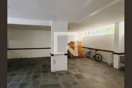 Apartamento para alugar com 75m², 2 quartos e 1 vaga Apartamento para alugar com 75m², 2 quartos e 1 vagaÁrea comum - Salão de festas
