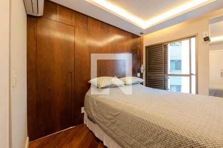 Suíte de apartamento para alugar com 1 quarto, 94m² em Vila Olímpia, São Paulo