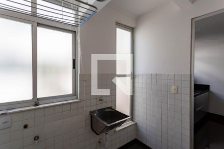 Área de Serviço de apartamento para alugar com 2 quartos, 102m² em Vila Paris, Belo Horizonte