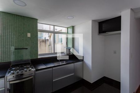 Apartamento para alugar com 102m², 2 quartos e 1 vaga Apartamento para alugar com 102m², 2 quartos e 1 vagaCozinha
