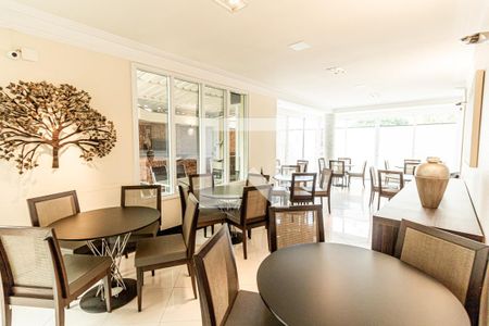 Apartamento à venda com 180m², 4 quartos e 3 vagasÁrea comum - Salão de festas