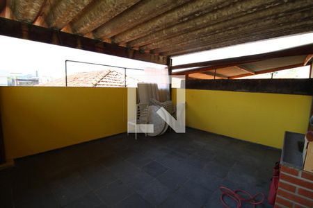 Casa à venda com 149m², 3 quartos e 2 vagasÁrea Comum