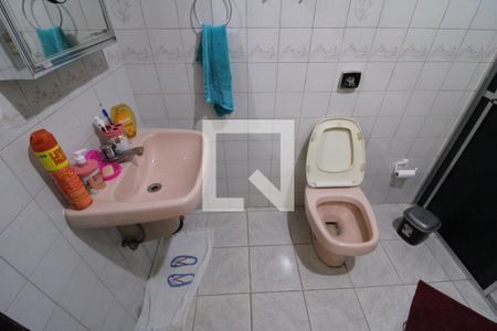 Casa à venda com 149m², 3 quartos e 2 vagasBanheiro