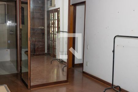 Casa à venda com 400m², 4 quartos e 1 vaga Casa à venda com 400m², 4 quartos e 1 vagaQuarto 1 - Suíte