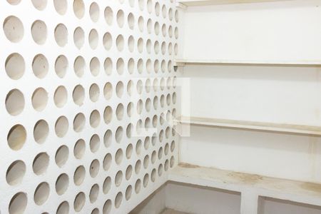 Casa à venda com 400m², 4 quartos e 1 vaga Casa à venda com 400m², 4 quartos e 1 vagaAdega