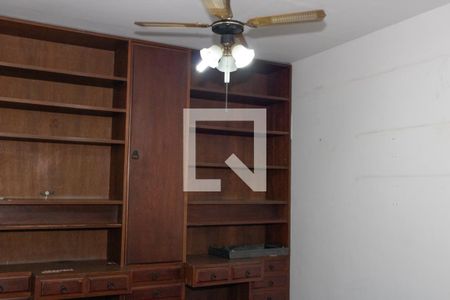 Casa à venda com 400m², 4 quartos e 1 vaga Casa à venda com 400m², 4 quartos e 1 vagaQuarto 1 - Suíte