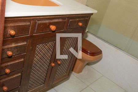 Casa à venda com 400m², 4 quartos e 1 vaga Casa à venda com 400m², 4 quartos e 1 vagaBanheiro da Suíte 1