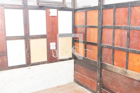 Casa à venda com 400m², 4 quartos e 1 vaga Casa à venda com 400m², 4 quartos e 1 vagaQuarto do Porão