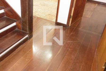 Casa à venda com 400m², 4 quartos e 1 vaga Casa à venda com 400m², 4 quartos e 1 vagaHall