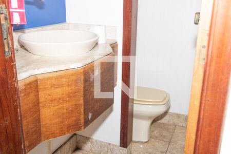 Casa à venda com 400m², 4 quartos e 1 vaga Casa à venda com 400m², 4 quartos e 1 vagaLavabo