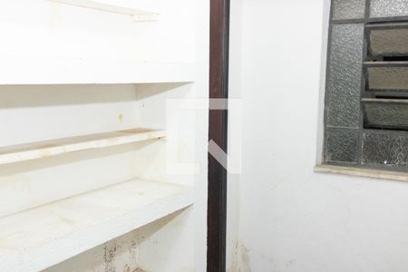 Casa à venda com 400m², 4 quartos e 1 vaga Casa à venda com 400m², 4 quartos e 1 vagaAdega