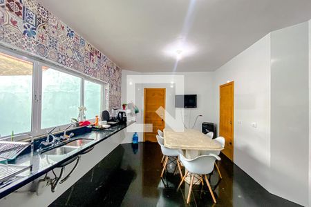 Casa para alugar com 470m², 3 quartos e NaN vagasCozinha