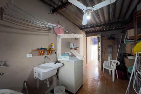 Casa à venda com 300m², 3 quartos e 2 vagasÁrea de serviço