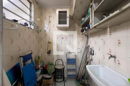 Casa à venda com 300m², 3 quartos e 2 vagasÁrea de serviço